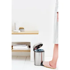 Brabantia Newicon Pedaalemmer 3 L Mat Staal 8 Brabantia Newicon Pedaalemmer 3 L Mat Staal -Exporteren Proef Loka Winkel 101 2164 4 1