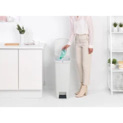 Brabantia StepUp Pedaalemmer 40 Liter Light Grey -Exporteren Proef Loka Winkel 102 0009 6 1