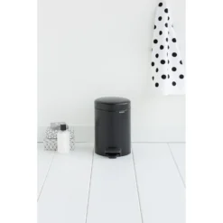 Brabantia Newicon Pedaalemmer 3 L Mat Zwart 8 Brabantia Newicon Pedaalemmer 3 L Mat Zwart -Exporteren Proef Loka Winkel 102 3321 4 1