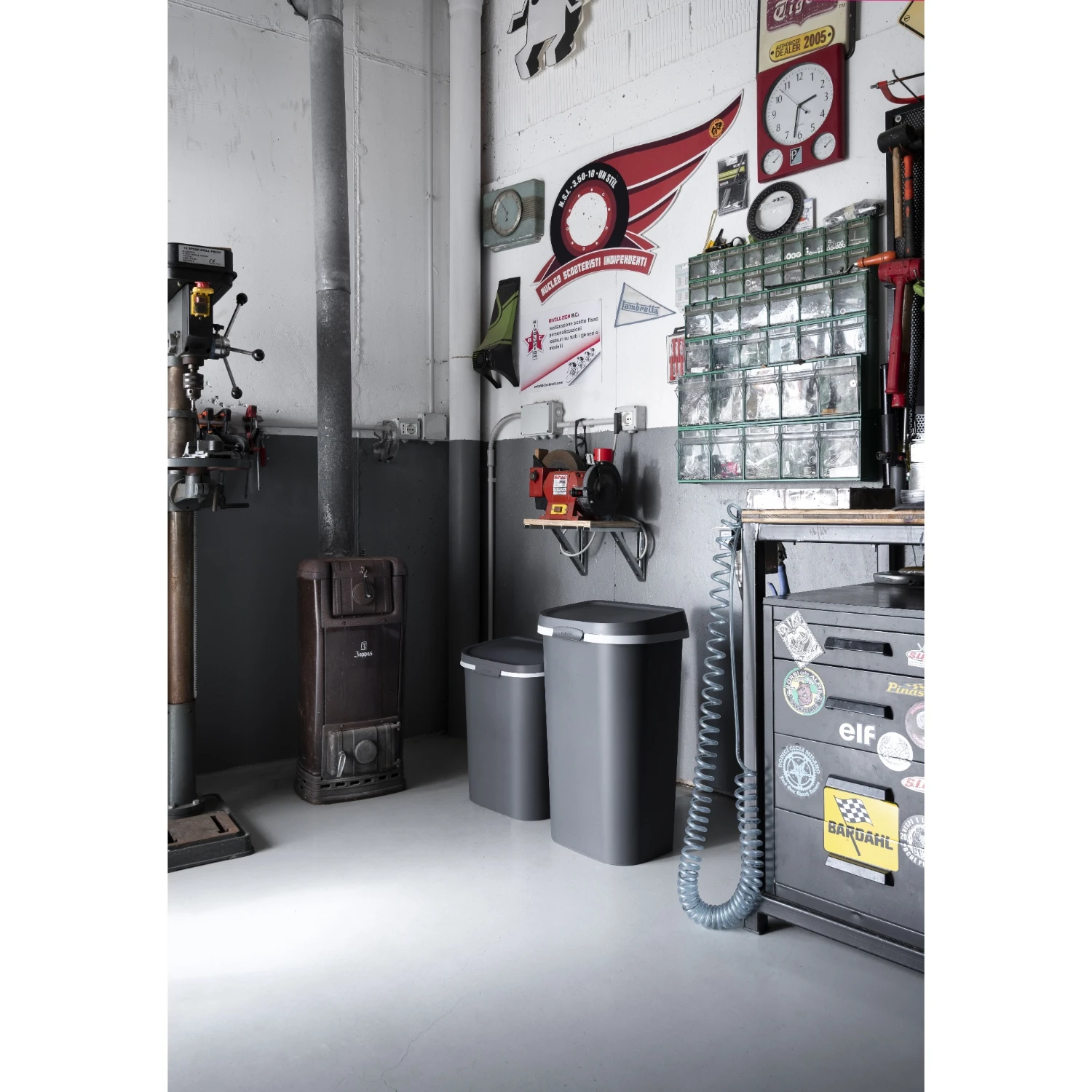 Curver Mistral Afvalbak Flat 50L Antraciet 5 Curver Mistral Afvalbak Flat 50L Antraciet - Afbeelding 5